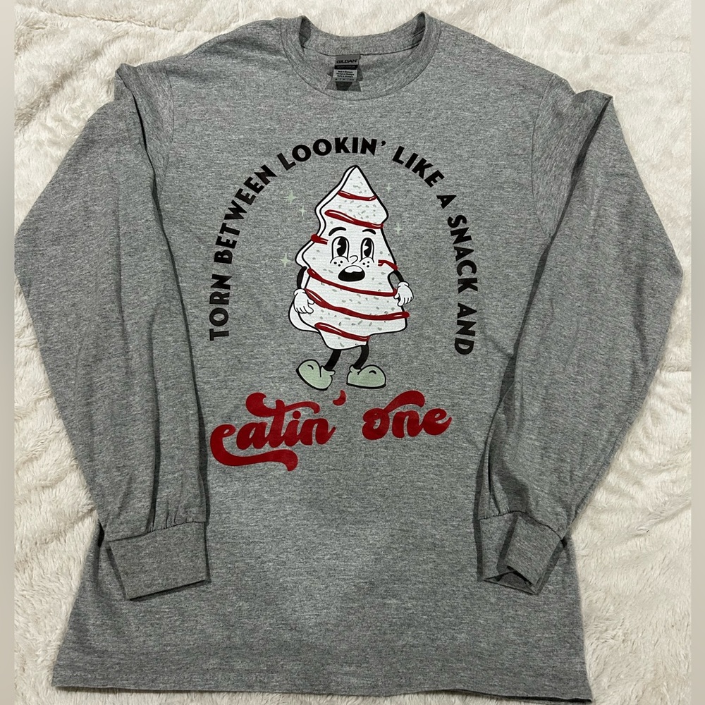 Torn between lookin’ like a snack and eatin’ one. Long sleeve tee. NWT.